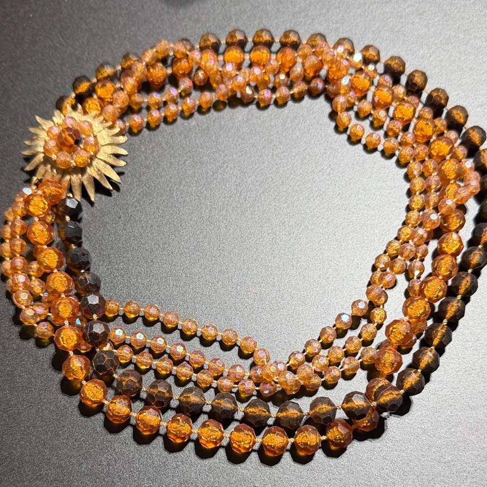 Selro Selini Amber Tone Acrylic Goldtone Sunflower Statement Necklace (2)